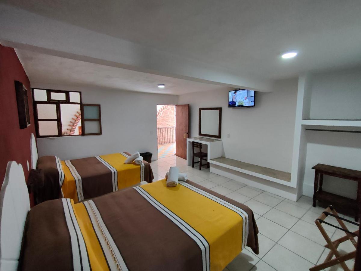 Hotel Hacienda Morales. Guanajuato Bagian luar foto
