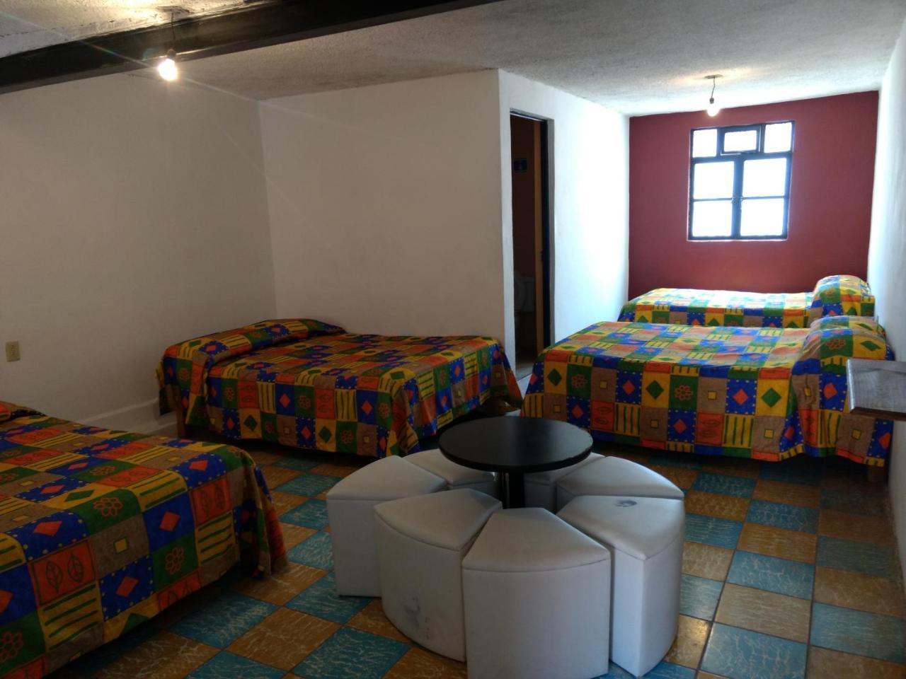 Hotel Hacienda Morales. Guanajuato Ruang foto